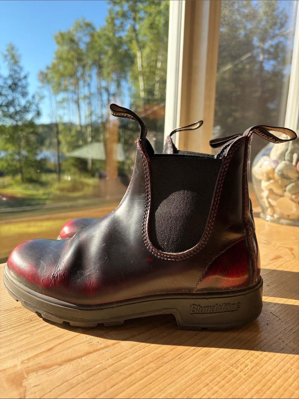 Blundstone Bordeaux Brush Off Chelsea Boot size 3.5 US